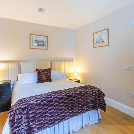 Windermere Studio Rooms - With Free Car Parking Onsite エクステリア 写真