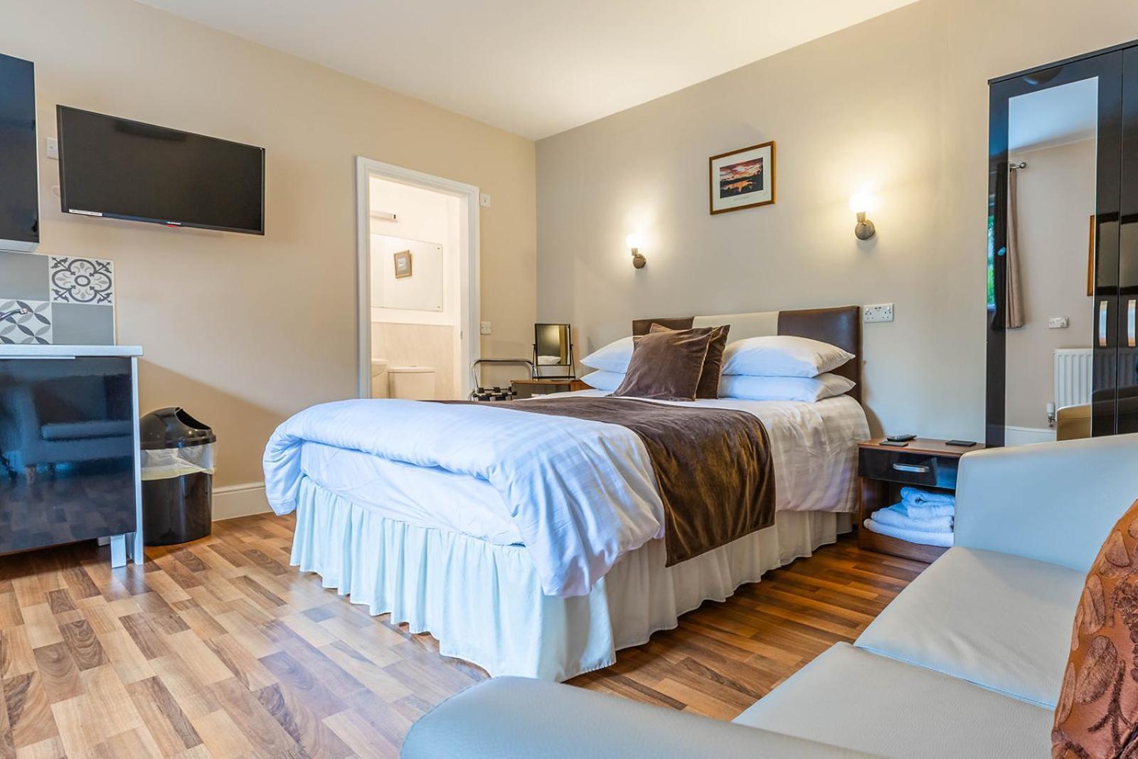 Windermere Studio Rooms - With Free Car Parking Onsite エクステリア 写真