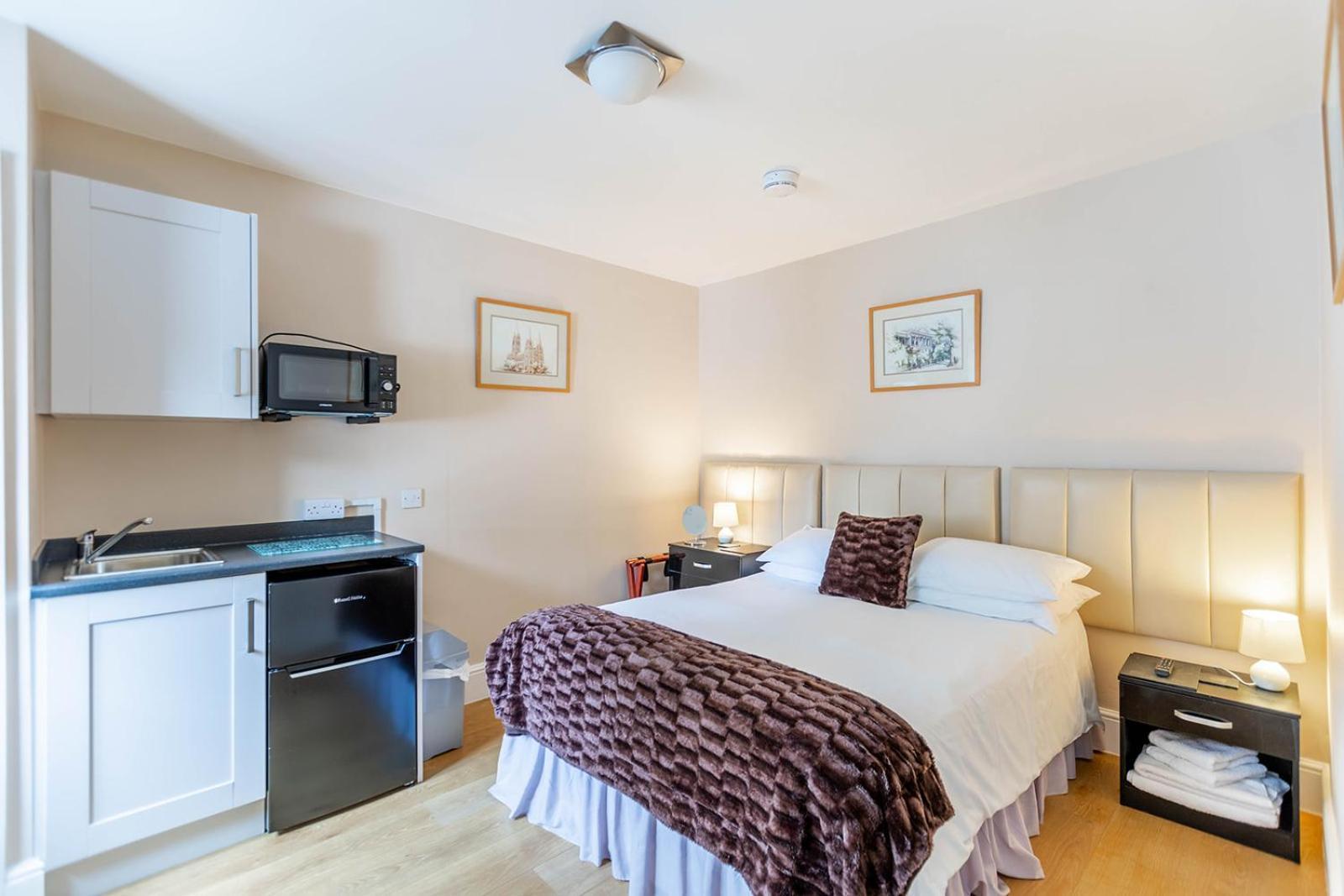 Windermere Studio Rooms - With Free Car Parking Onsite エクステリア 写真