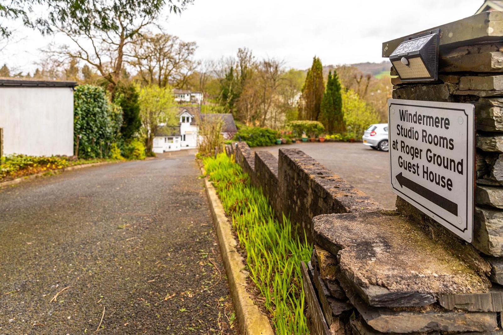 Windermere Studio Rooms - With Free Car Parking Onsite エクステリア 写真